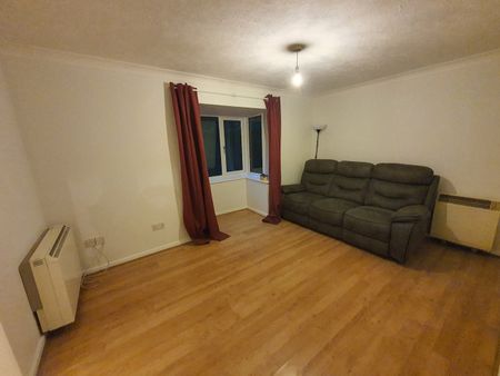 1 Bed Flat, Briarswood, SO16 - Photo 2