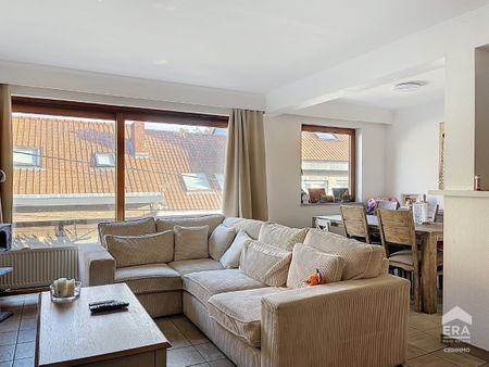 IDEAAL GELEGEN APPARTEMENT MET 2 SLAAPKAMERS - Photo 2