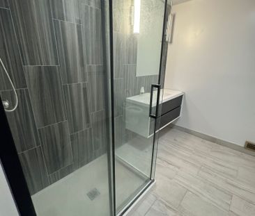 240 Blackburn - Photo 3