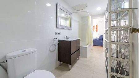 Avinguda del Cardenal Benlloch, Valencia, Valencian Community 46021 - Photo 2