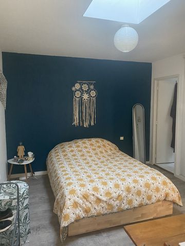 Location Appartement 2 pièces 40m² BORDEAUX 33000 - Photo 2