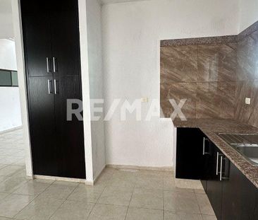 Casa en renta las Américas a una cuadra de la avenida | KTA | - Photo 2