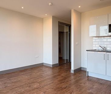 Studio to rent - Photo 3