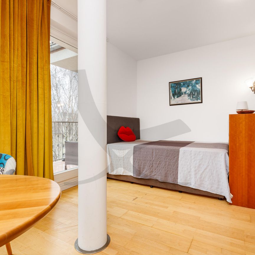 Urban living - Photo 1