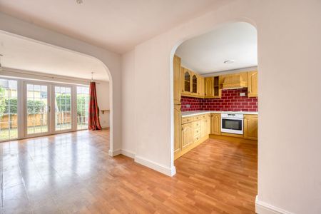 3 Bedroom - Photo 5