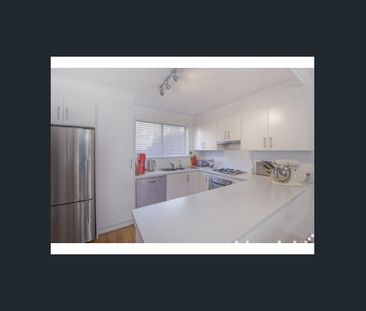 2BR Townhouse in brilliant location - Photo 6