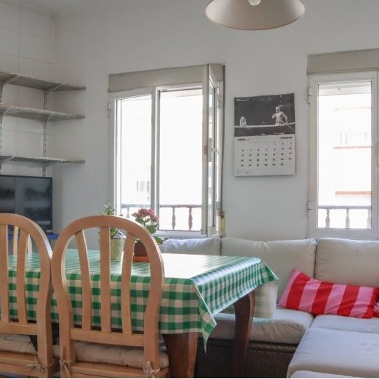 madrid, Community of Madrid 28039 - Photo 1