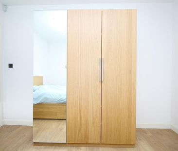 1 bedroom in a house share to rent - Photo 4