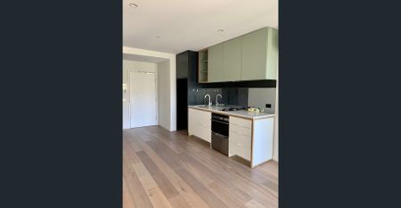 418/495 Rathdowne Street, Carlton North, VIC 3054 - Photo 5