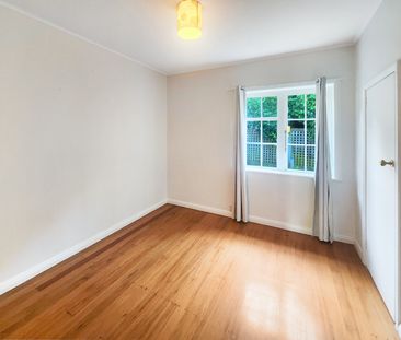 Khandallah Living - Photo 5