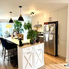1 room apartment of 84m² in Sainte-Anne-des-Plaines - Photo 2