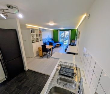 2 Bed Flat, Squires Court, BS3 - Photo 3