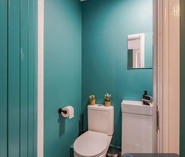 1 bedroom in a house share to rent - Photo 4