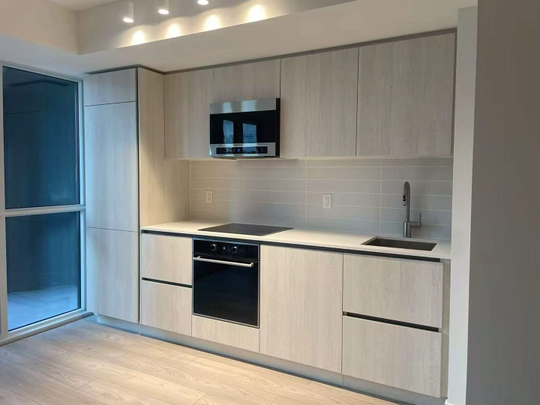 For Lease - 110 Broadway Avenue Unit# 306S, Toronto, Ontario - Photo 1