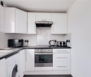 1 bedroom flat to rent - Photo 6