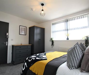 1 bedroom in a house share to rent - Photo 3