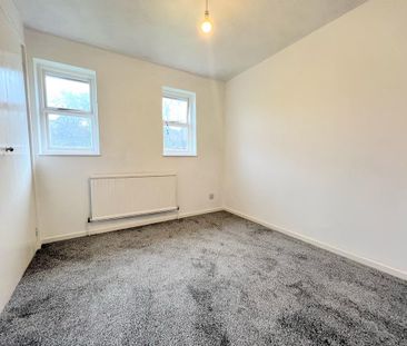 2 bedroom property to rent - Photo 1