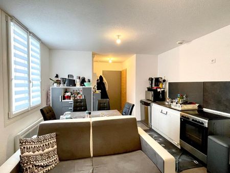 Location Appartement 2 pièces 40m² VITTEL 88800 - Photo 2