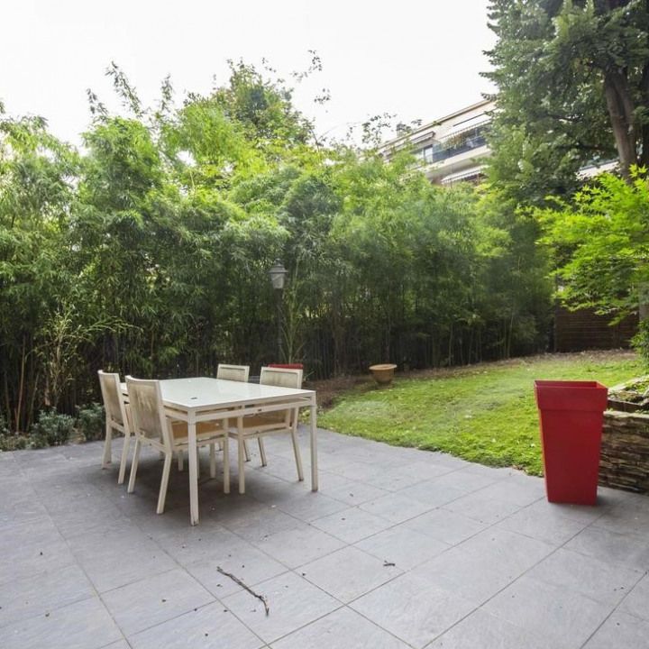 Appartement • Neuilly-sur-Seine - Photo 1