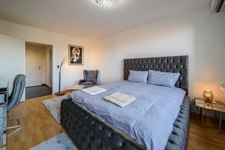 1.5 Zimmer, 3. Stock - Photo 5