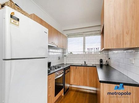 5/162 Leila Road, CARNEGIE, VIC - Photo 4
