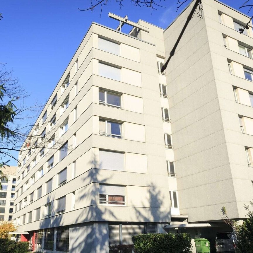 Studio au 4ème étage à louer à Fribourg - Photo 1