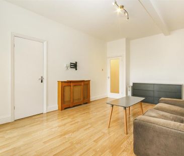 Studio to rent - Photo 6