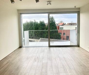 Nieuwbouwappartement met 2 slaapkamers + parking. - Photo 2