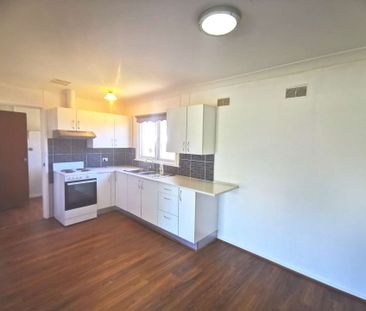 Freshly Updated 3-Bedroom Family Home in Quiet Cul-De-Sac – 14 Hale... - Photo 6