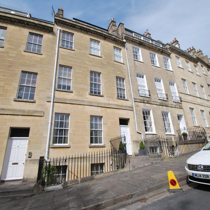 Lansdown Place West - Photo 1