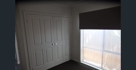 Spacious 3-Bedroom Family Home with Ensuite in Prime Eumemmerring Location! - Photo 3