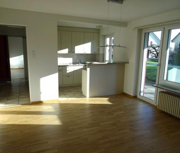 2.5-Zimmerwohnung mit Sitzplatz in Wallisellen - Photo 3