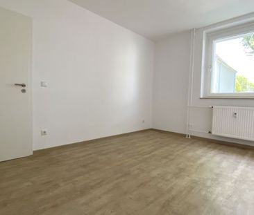 *** Attraktive 2-Zi.-Whg. mit Duschbad in Schlossparknähe! *** - Photo 5