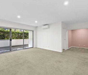 Ground floor 2 bedroom apartment - Photo 2