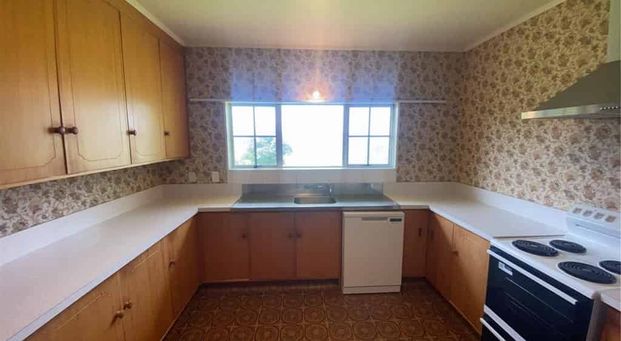 Embrace peaceful country living in this spacious and welcoming home. - Photo 1