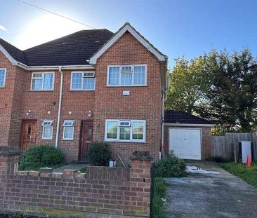 Lime Grove, Hayes, UB3 - Photo 5