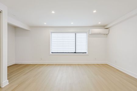 For Lease - 999 Eglington Avenue, Toronto, Ontario - Photo 4