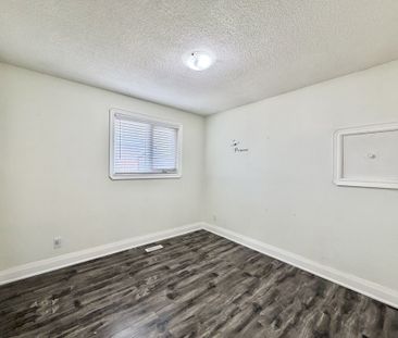 For Lease - 72 Dantek Court, Brampton, Ontario - Photo 5