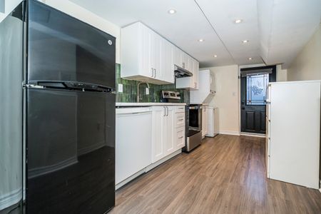 For Lease - 181 Montrose Avenue Unit# Lower, Toronto, Ontario - Photo 5