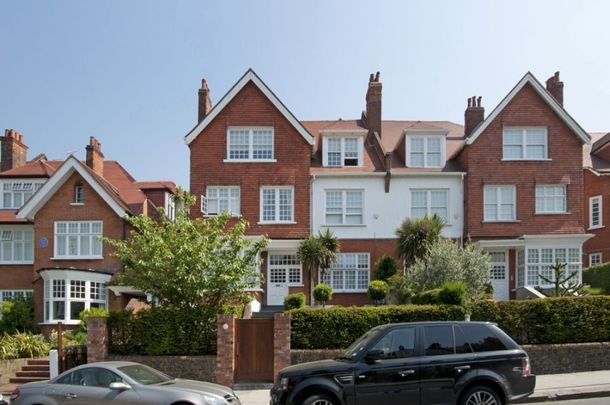 4 Bedroom Flat To Let - Photo 1