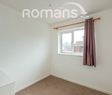 Kingston Road, Camberley, GU15 - Photo 3