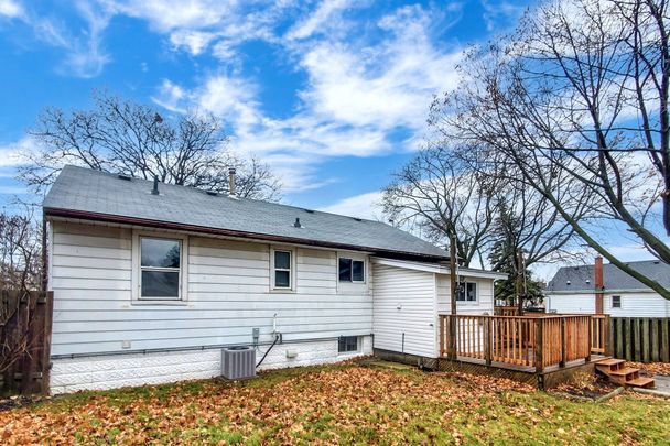 For Lease - 76 West 1st Street Unit# Lower Level, Hamilton, Ontario - Photo 1