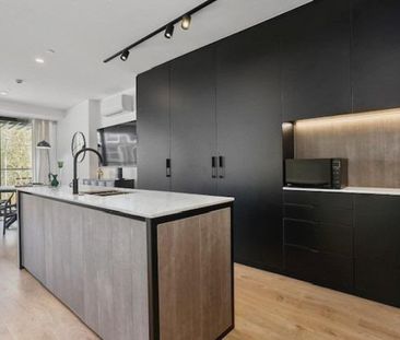 Fully Furnished luxury apartment - Photo 3