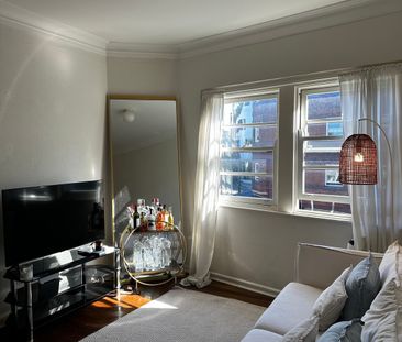 Elizabeth Bay - Photo 5