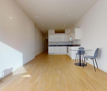 Studio to rent - Photo 3