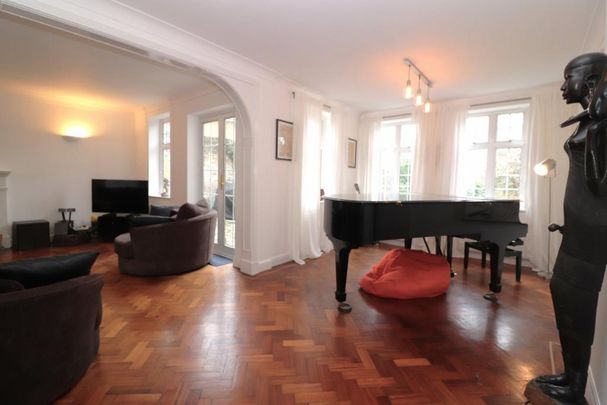 5 bedroom detached house to rent - Photo 1