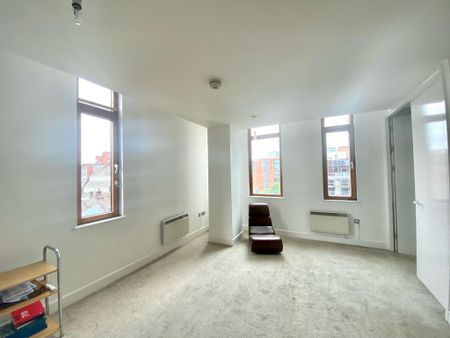 2 bedroom apartment to rent - Photo 2