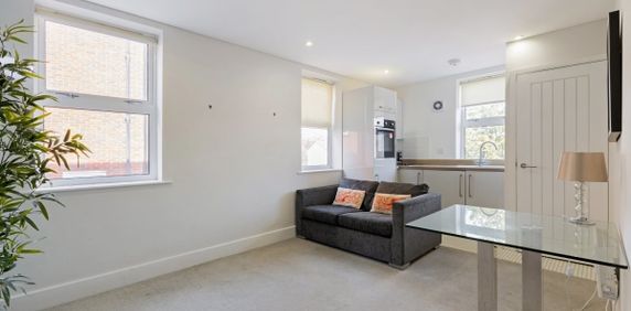 1 bedroom flat to rent - Photo 2