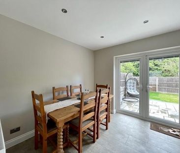 3 bedroom semi-detached house to rent - Photo 3