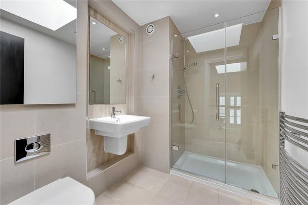 5 bedroom detached house to rent - Photo 1